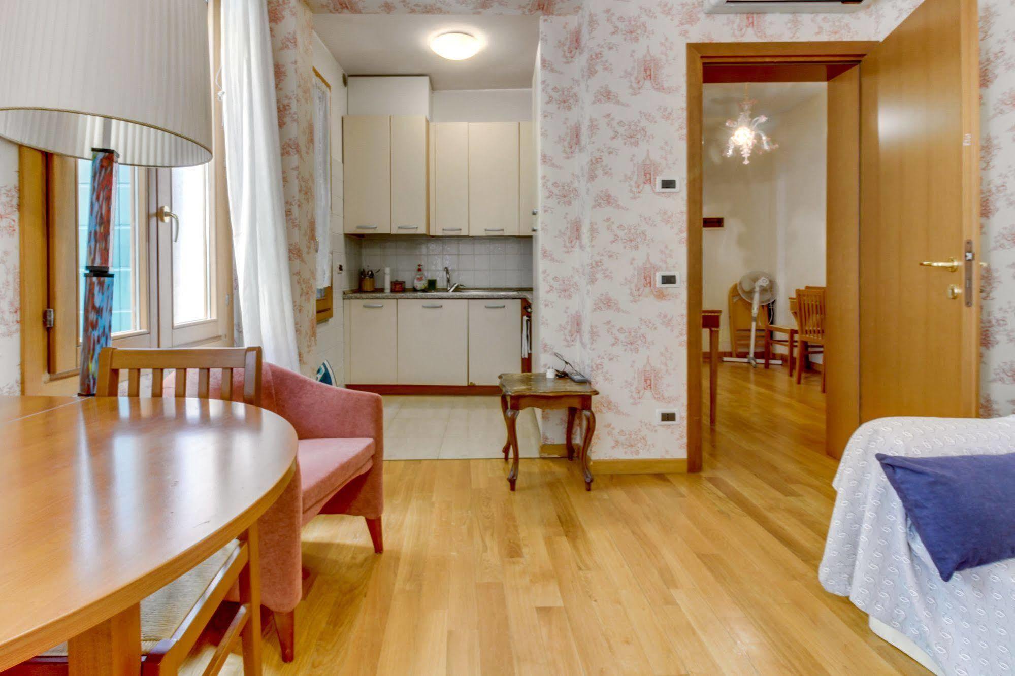Bed & Breakfast Residenza Goldoni 3*