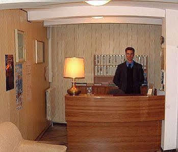 Astoria Hotel 2*