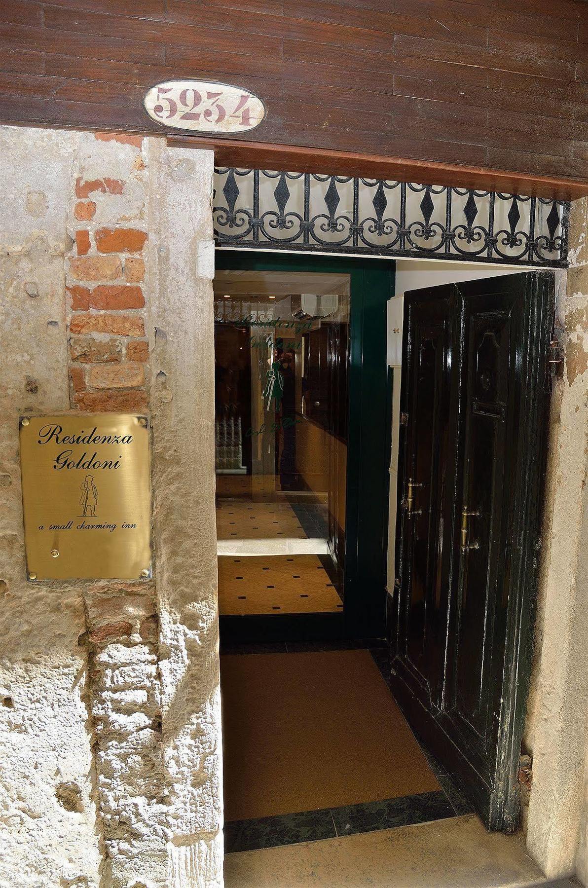 Bed & Breakfast Residenza Goldoni 3*
