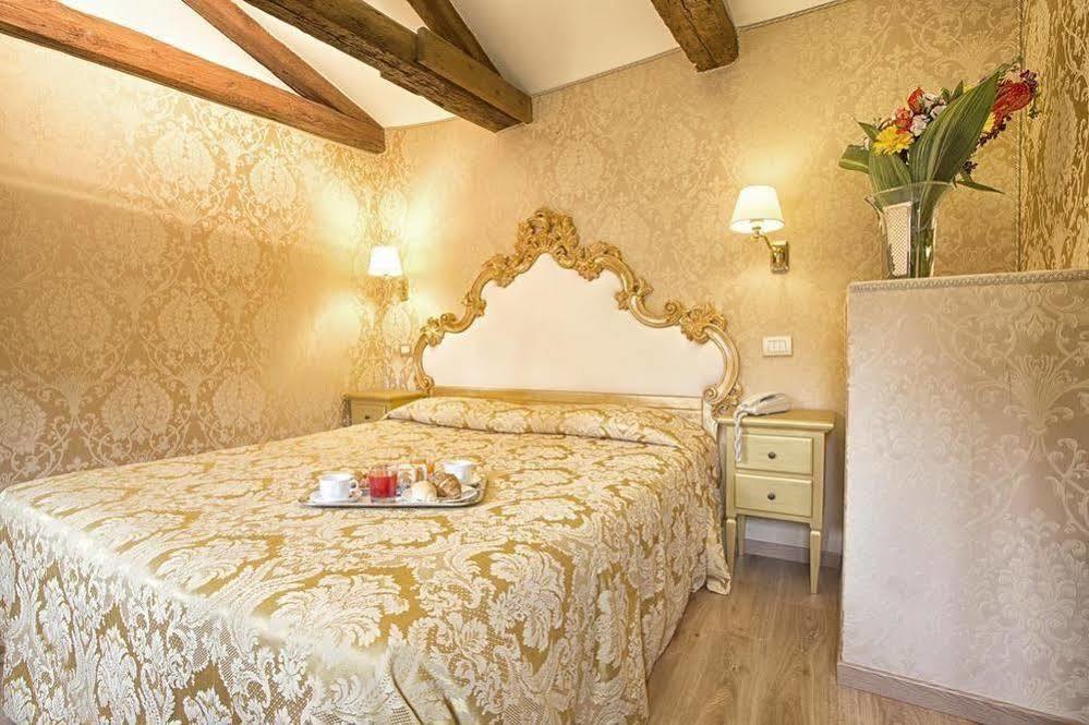 Residenza Goldoni 3* Venice
