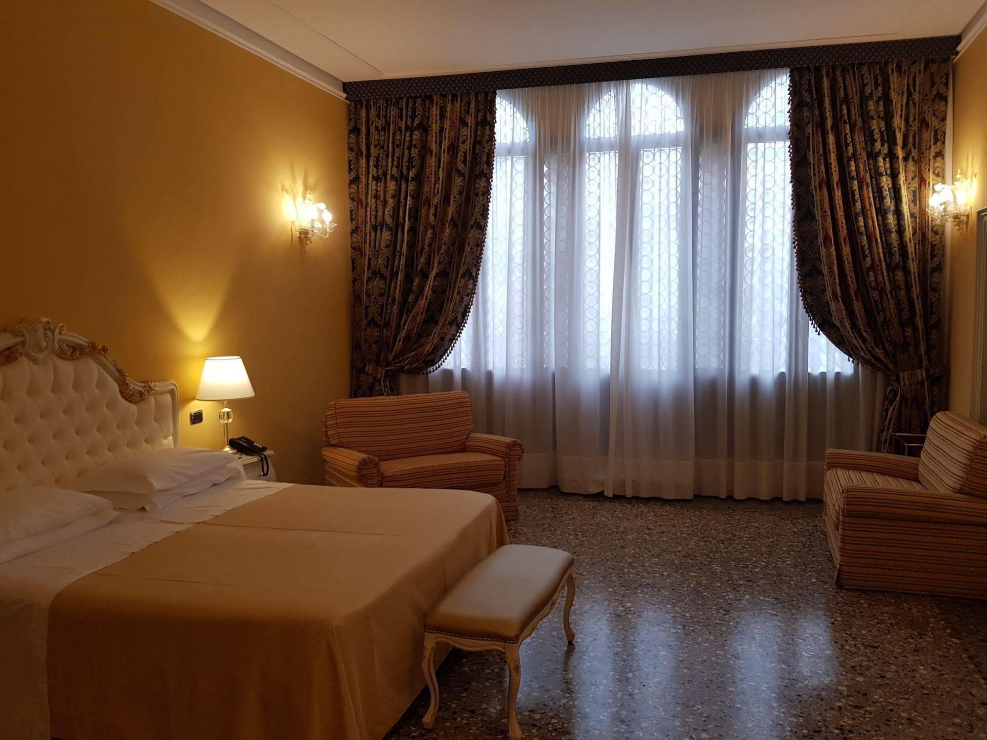Ca' Bragadin E Carabba 3* Venice