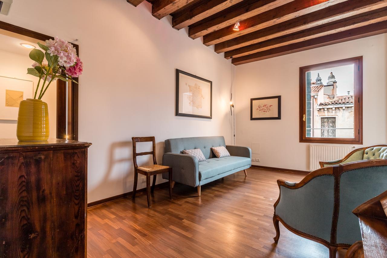 Apartment Spirito Santo Canal View Venice