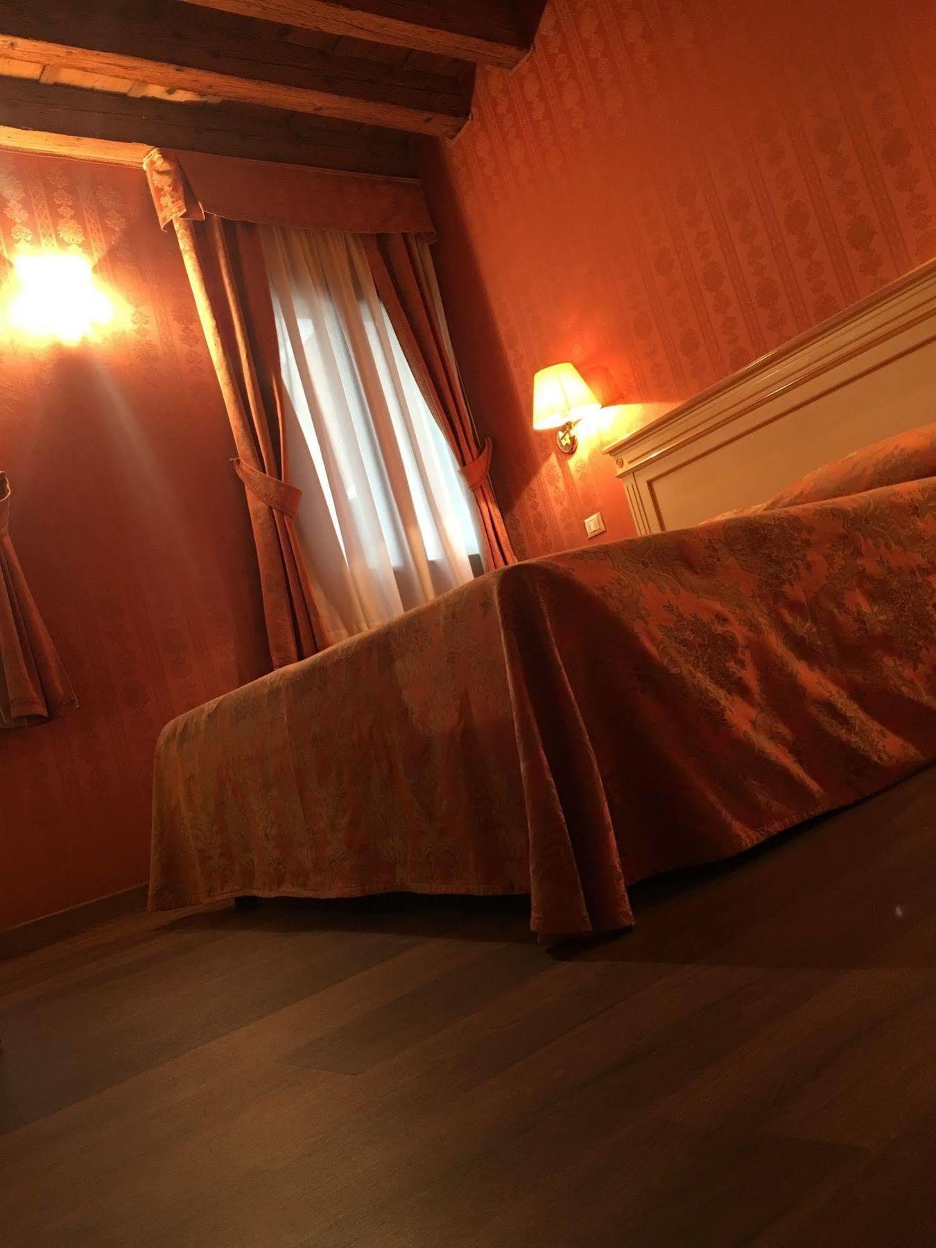 Bed & Breakfast Lanterna Di Marco Polo Venice