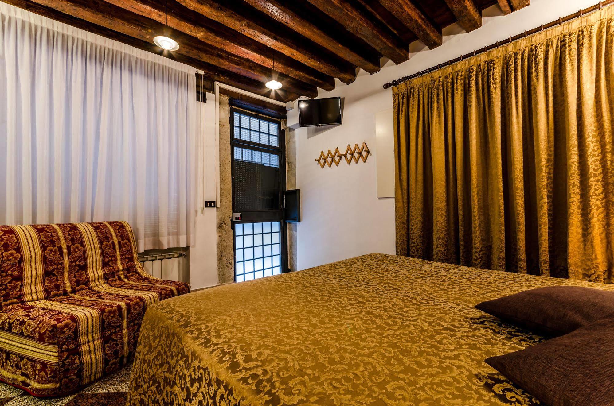 Venice Apartments Apartment Venice