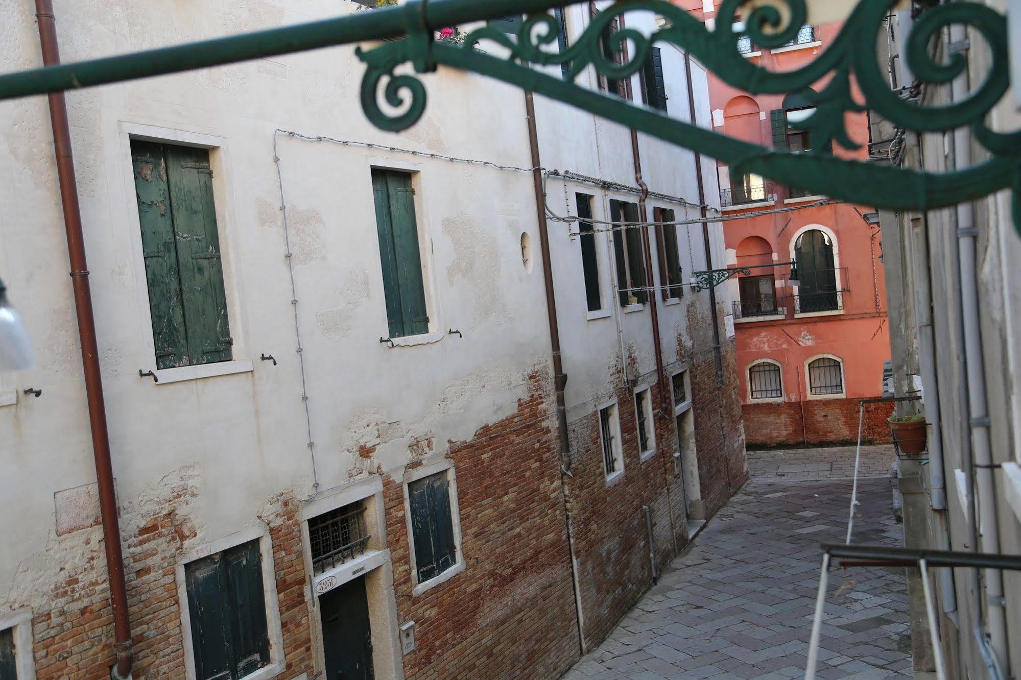 Casa Dei Cavalieri * Venice