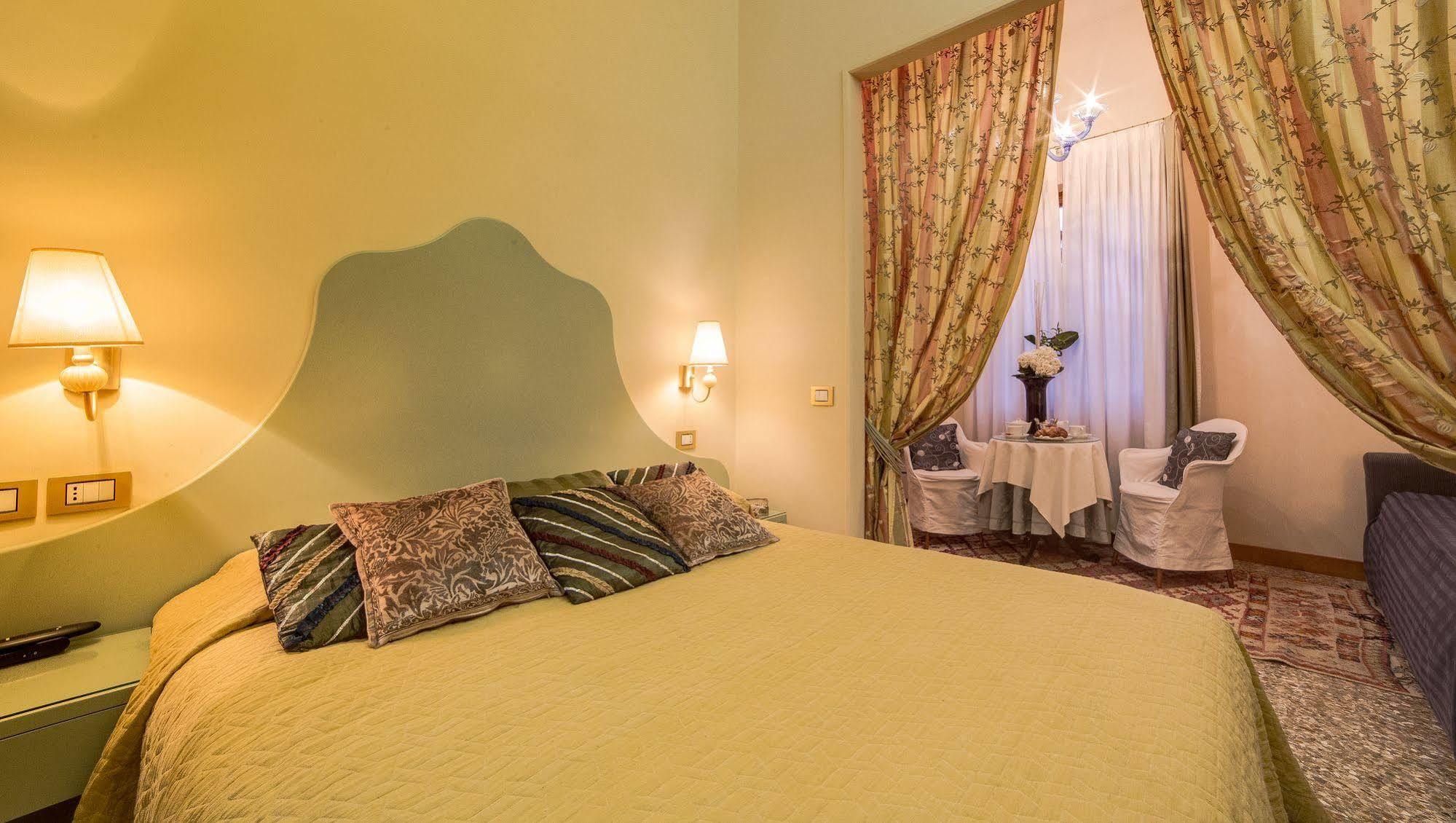 Ca' Della Corte Bed & Breakfast 2*