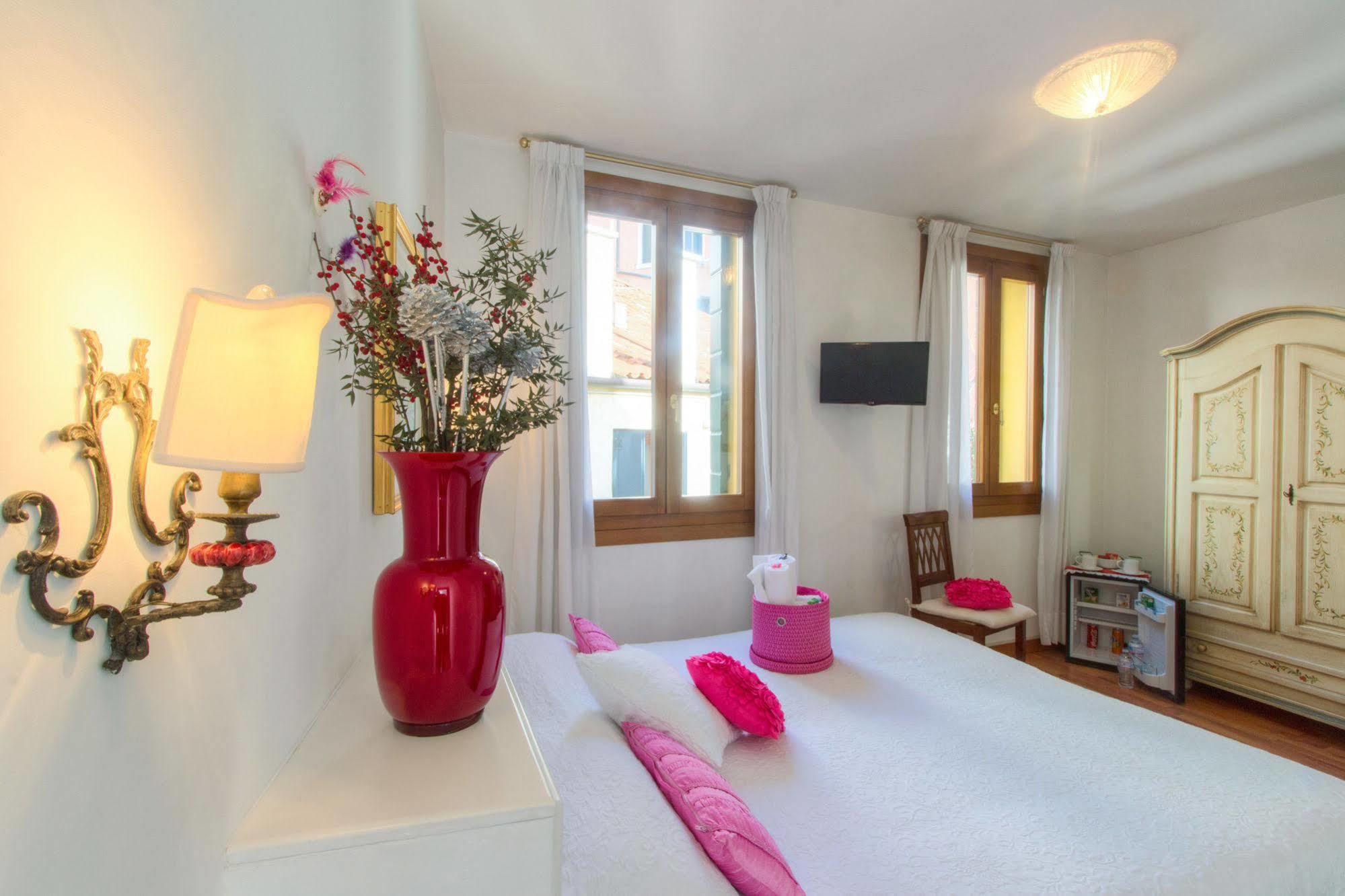 De L'osmarin Suites Casa de hóspedes Veneza