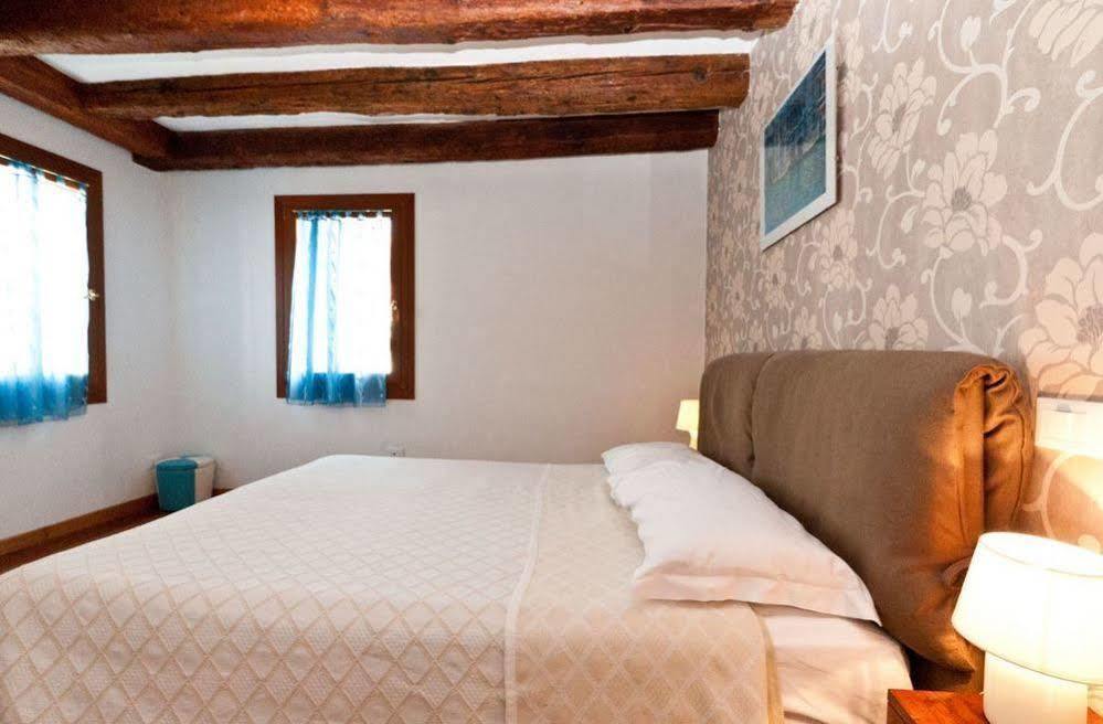 Ca' Giardini Apartment *