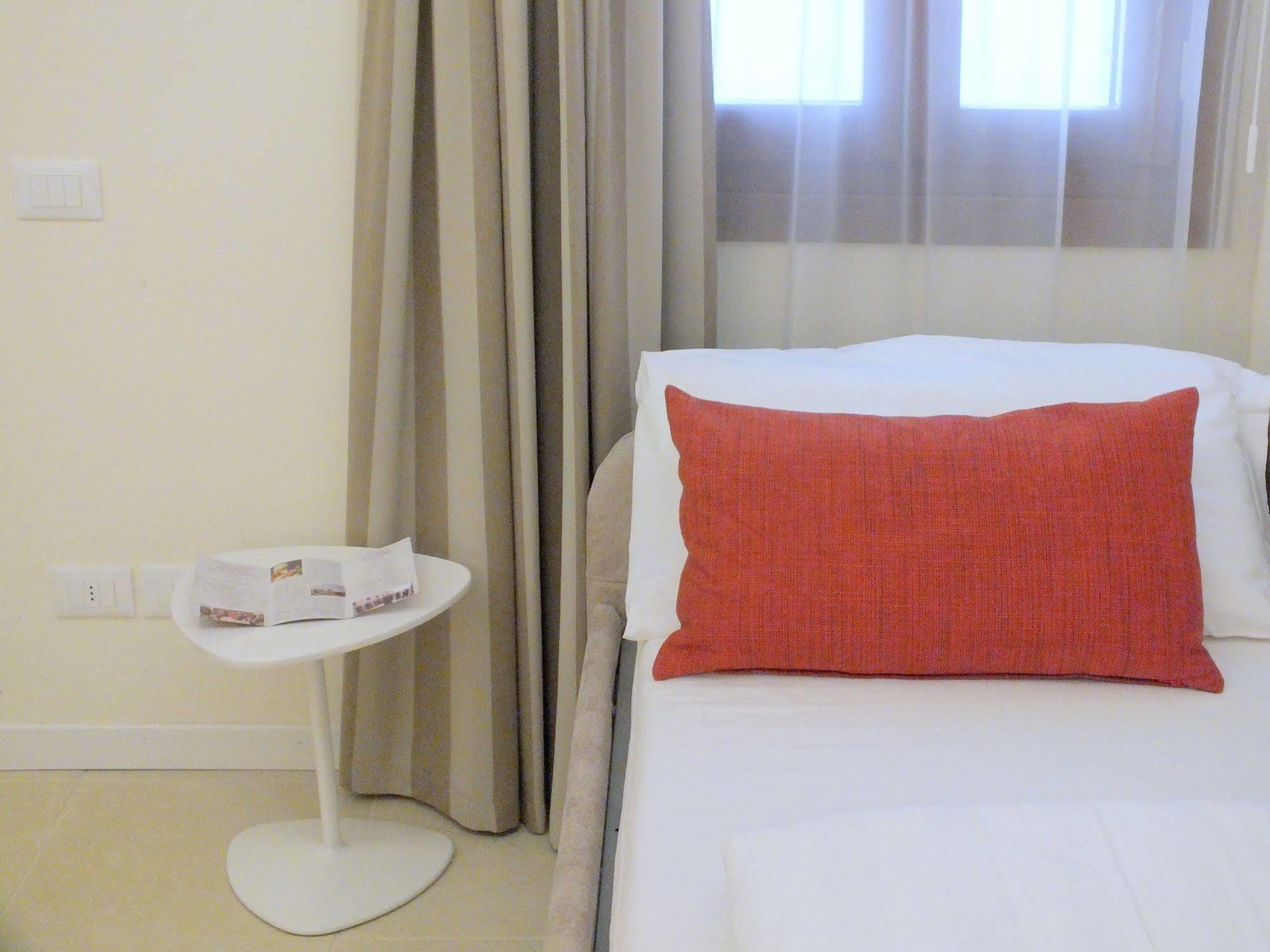Hotel Leone 3*