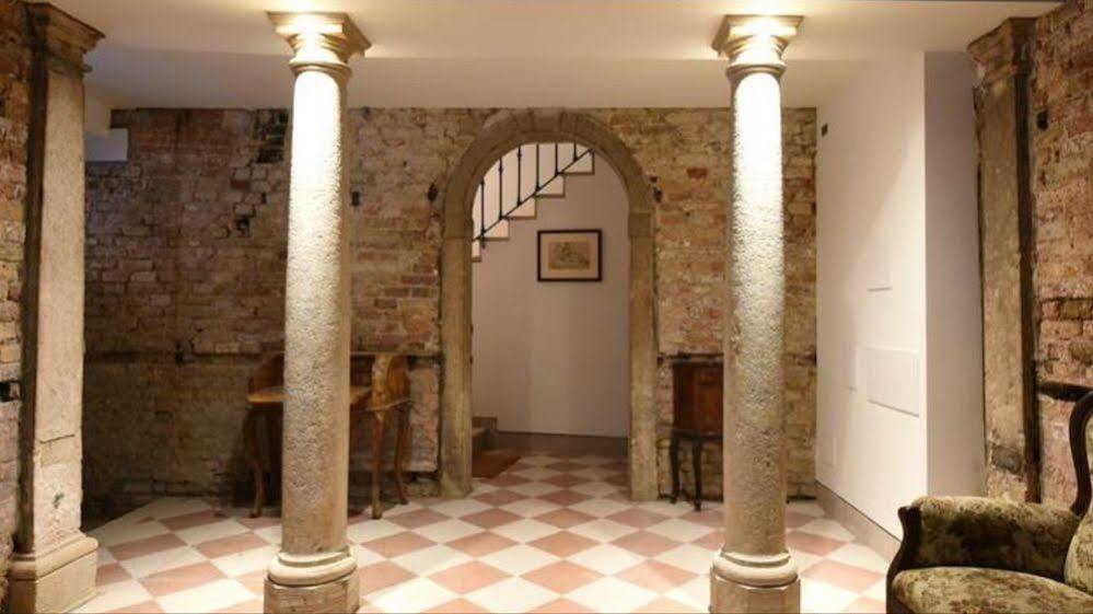 Le Due Corone Venice