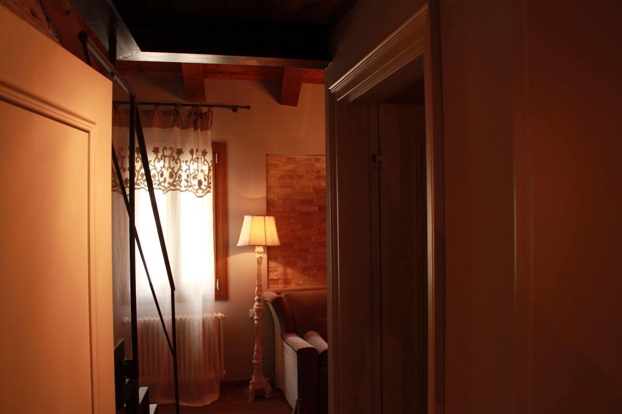 Bed & Breakfast Rosso Charm