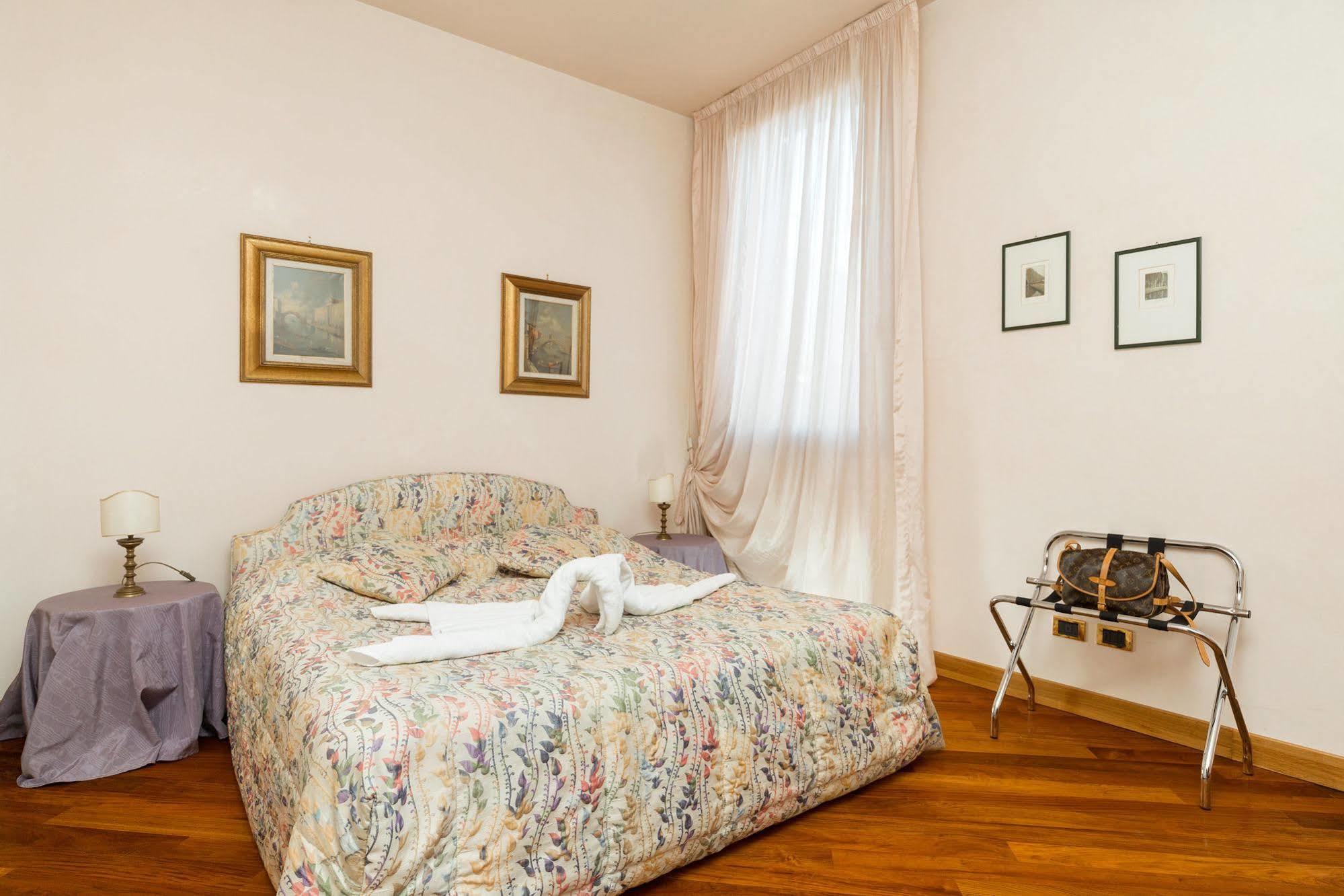 Palazzo San Marco: Historic With Lift Venice