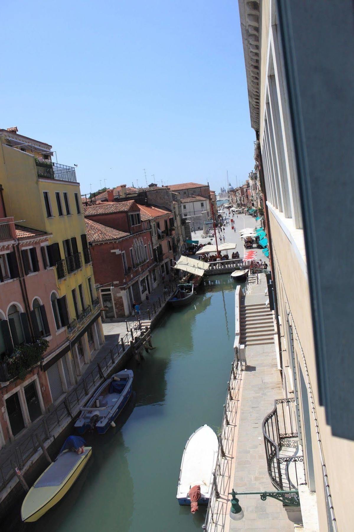 Hostel Biennale Hostel