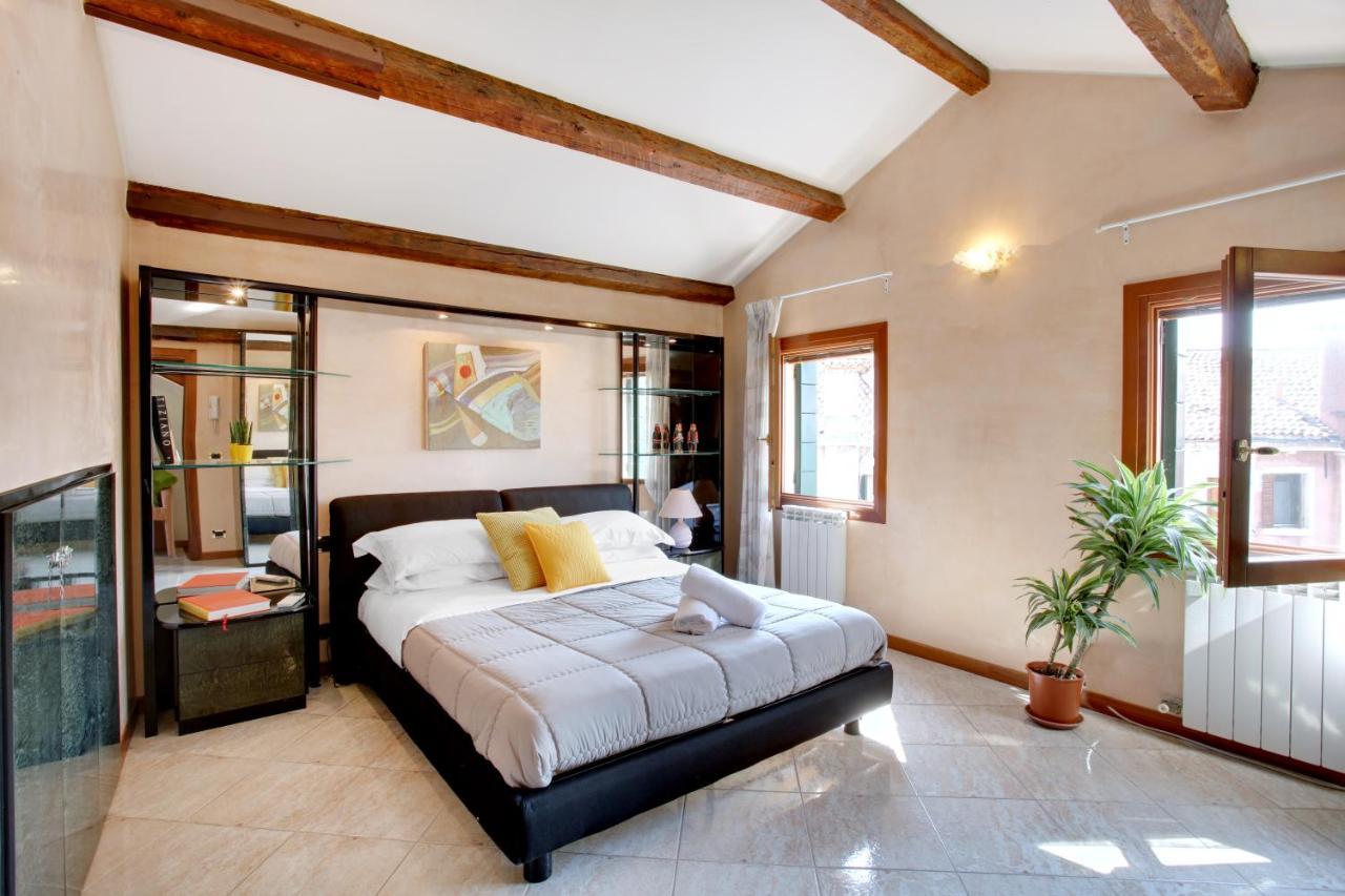 Fenix Aida Venice