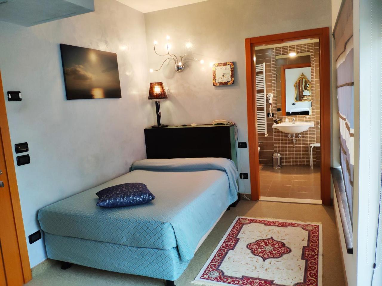 Feel Airport 3* Venice