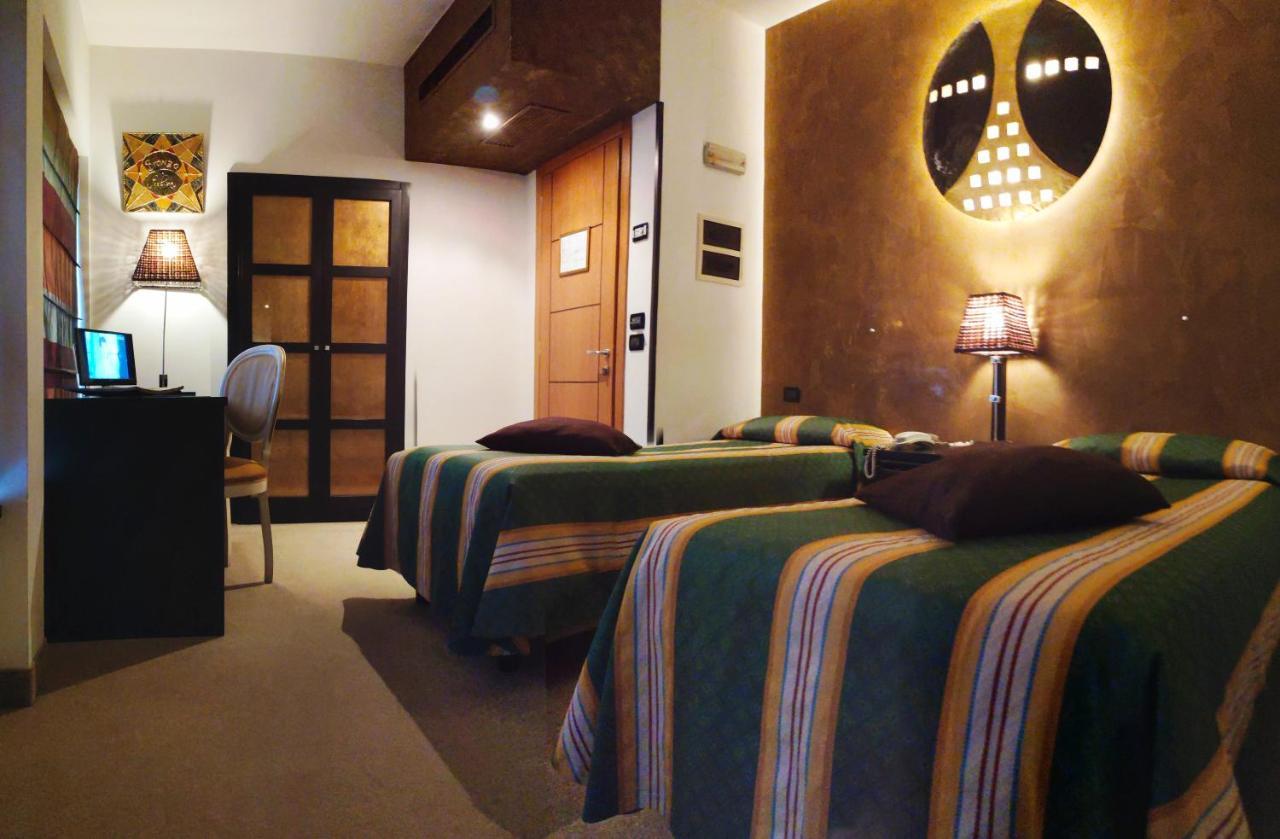 Feel Airport Guest house