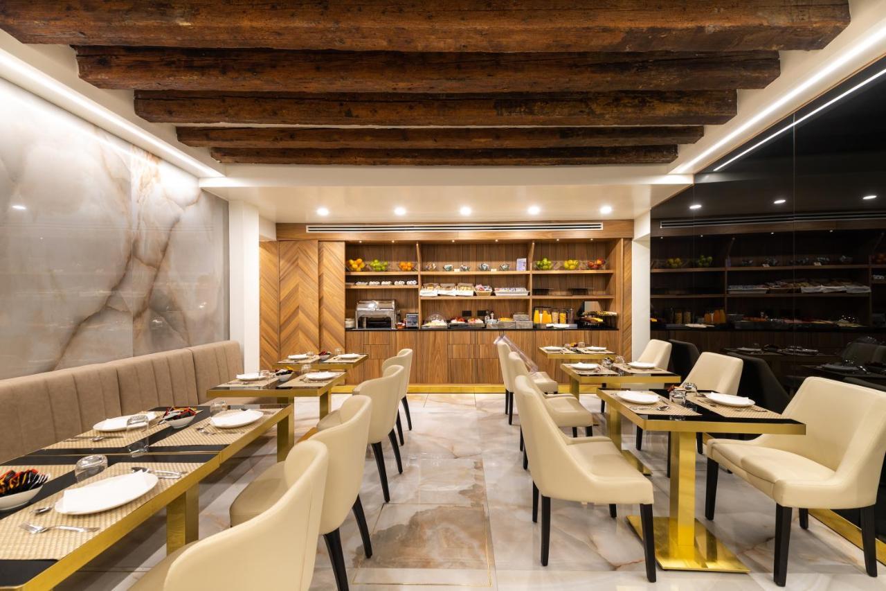 Palazzo San Lorenzo Hotel 4*