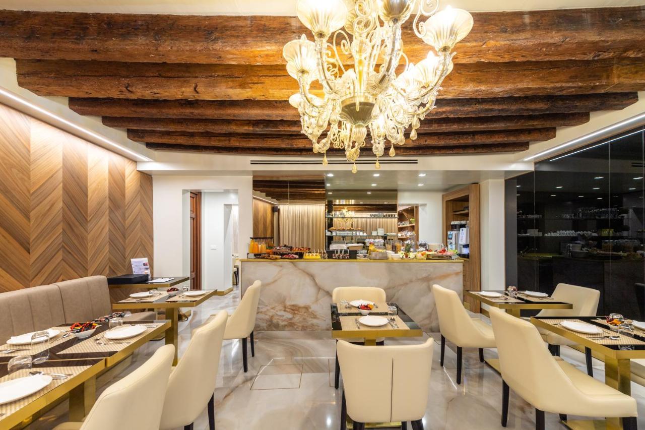 Palazzo San Lorenzo Hotel 4*