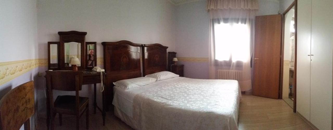 Sant'anna Hotel *