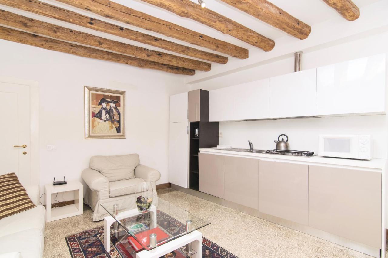 Ca' Rina Apartment *