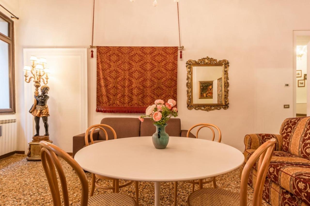 Apartamento Fenice Backstage Over Canal Veneza