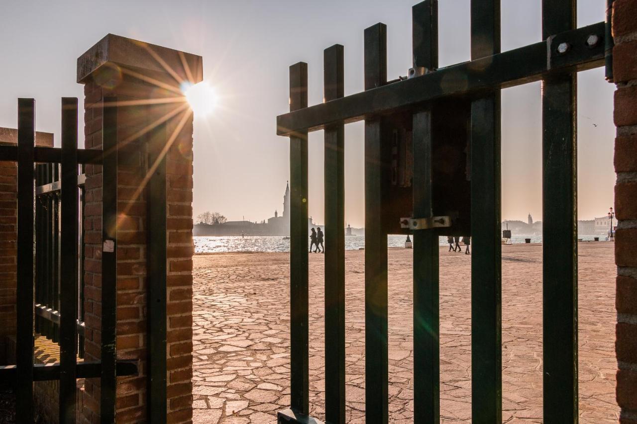 Biennale 1585 Alfa Venice