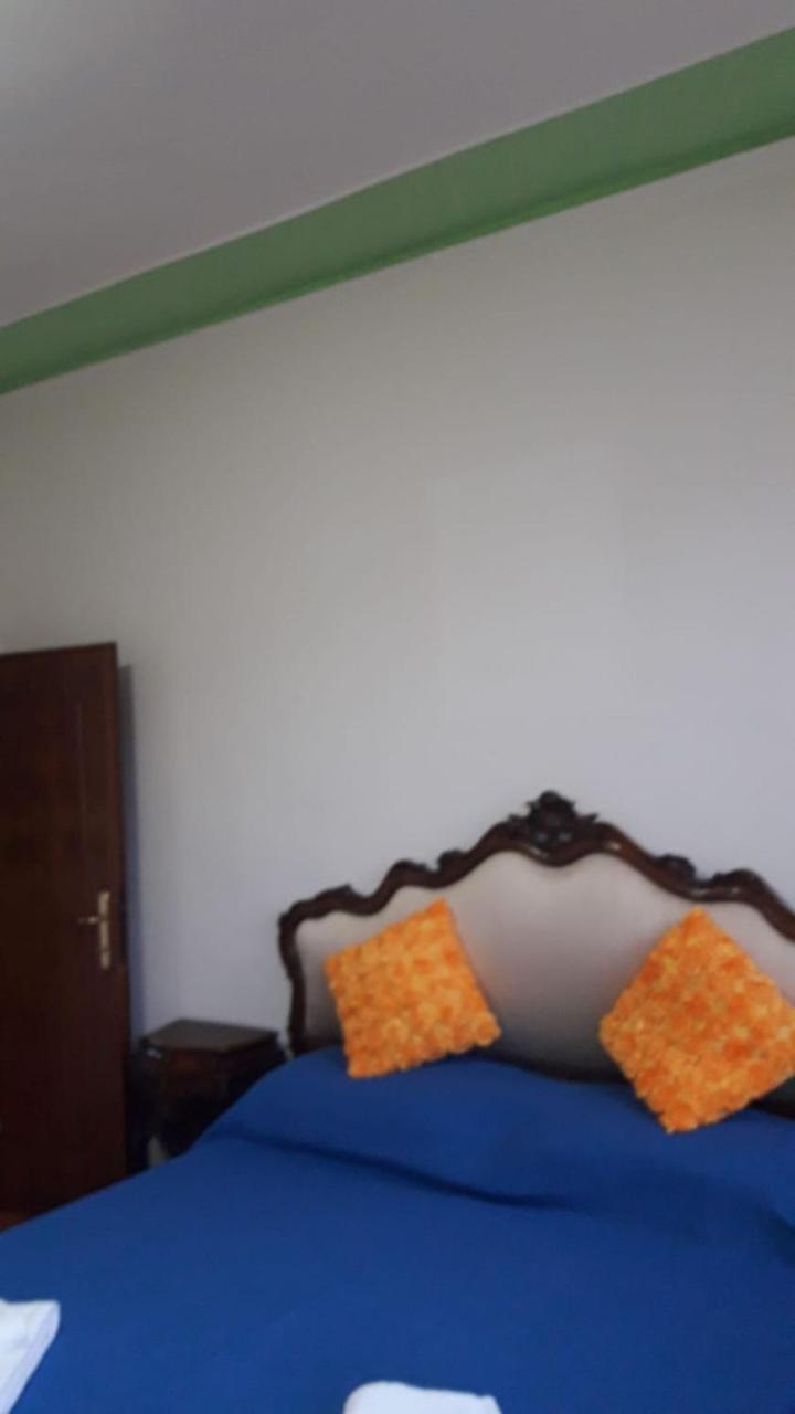 Near Station Santa Lucia Two Bedroom Apartment