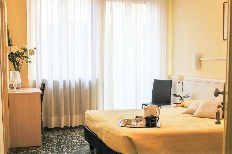 Santa Lucia Hotel