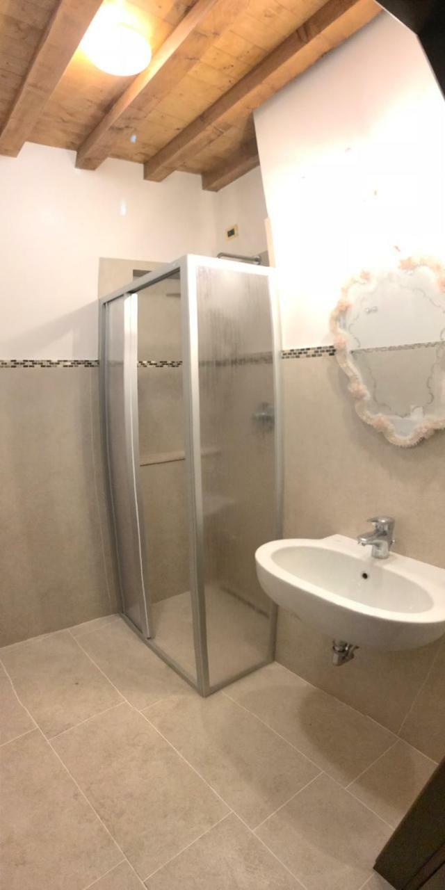 Luxury Venetian 2*