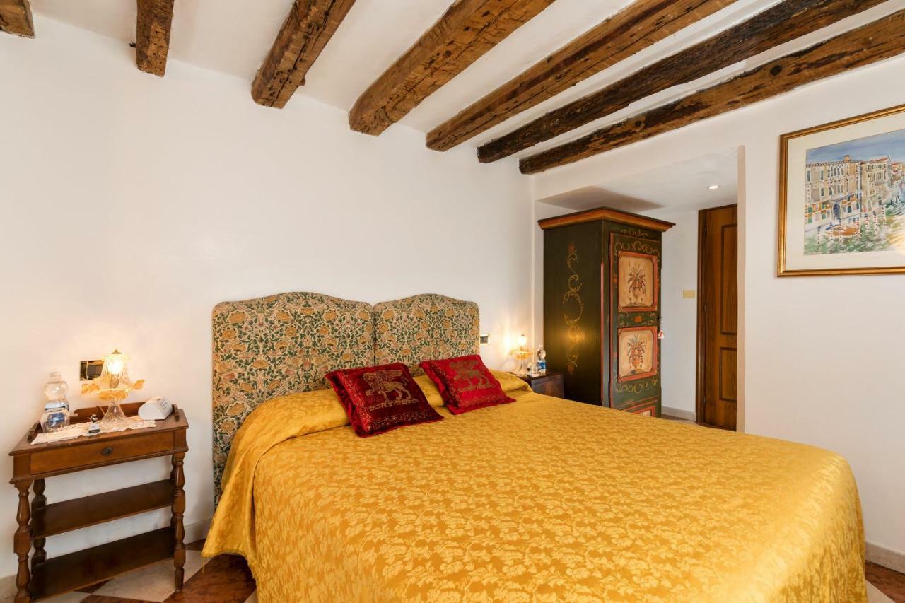 Luxury Venetian Veneza