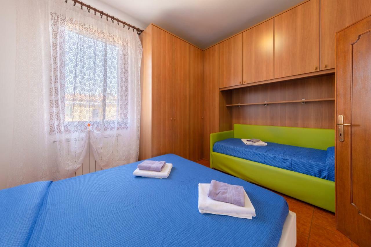 Near Station Santa Lucia Two Bedroom Apartment