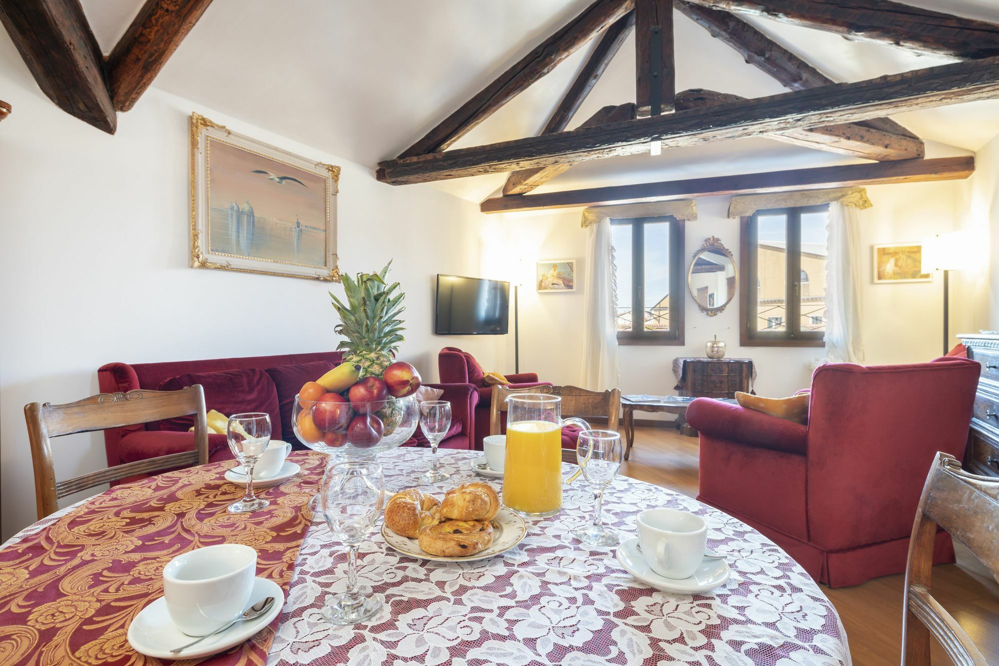 Ve.n.i.ce Cera Angels' Attic Apartment Venice
