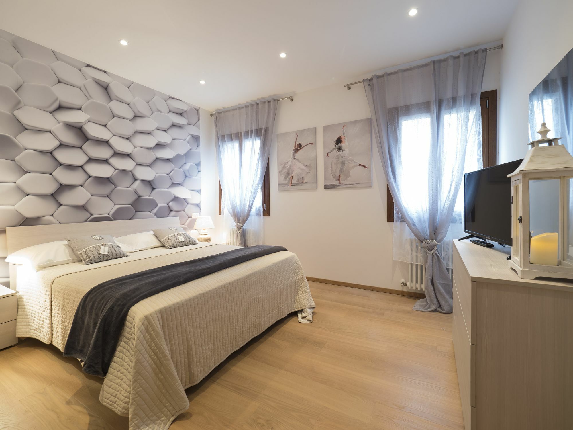 Apartment Maison Chanel Venice