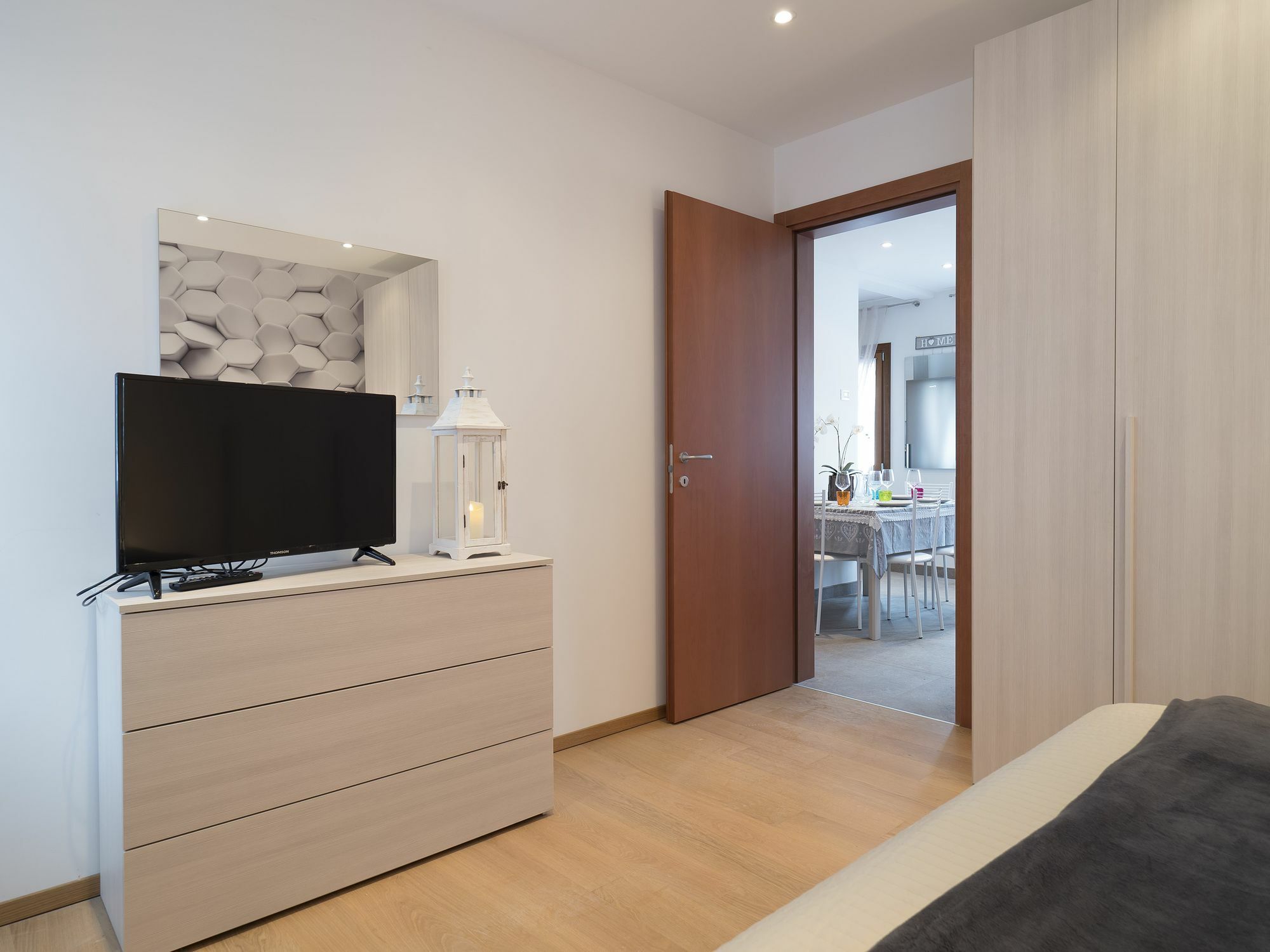 Maison Chanel Apartment *