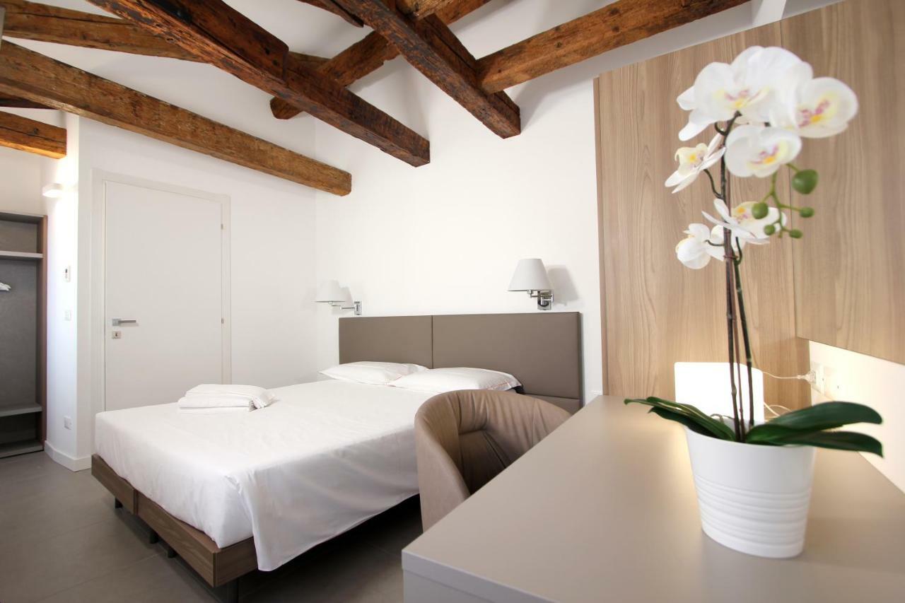Degli Artisti Apartment