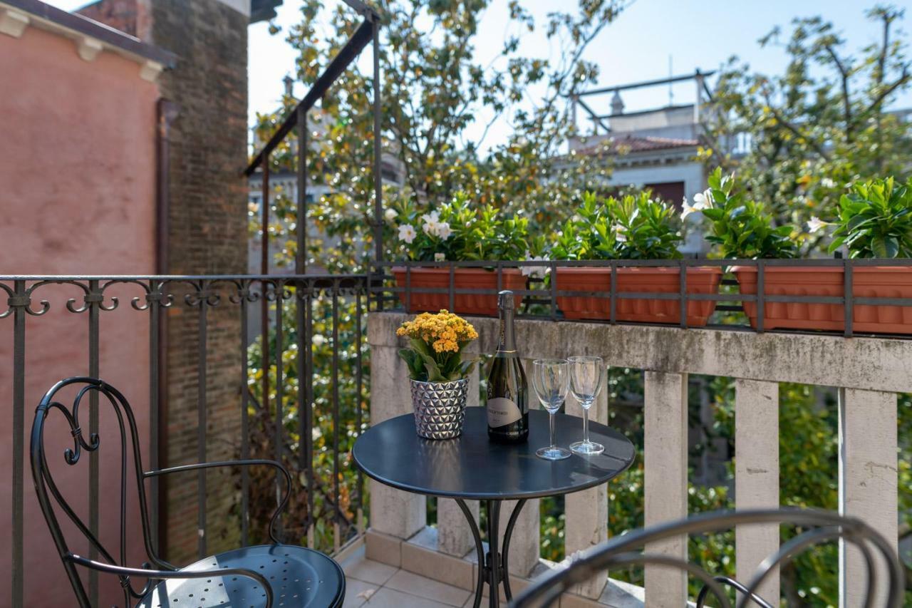 San Samuele Apartment Venice