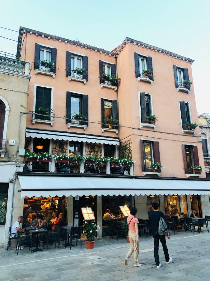 Al Cinema Italia Guest house