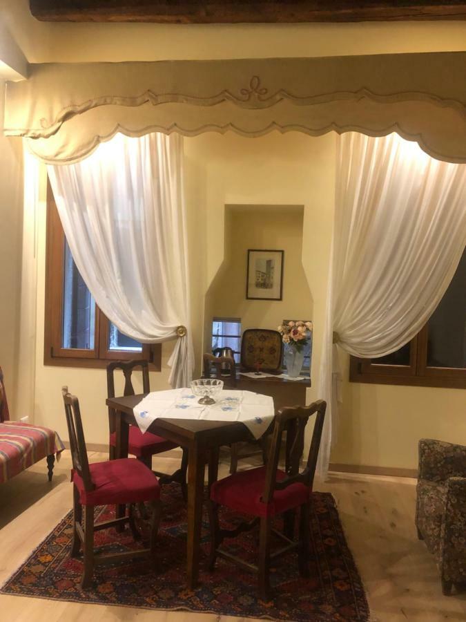 La Capannaccia - *