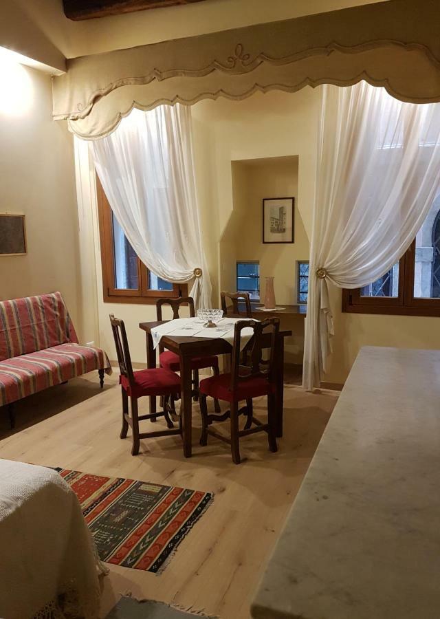 La Capannaccia - *