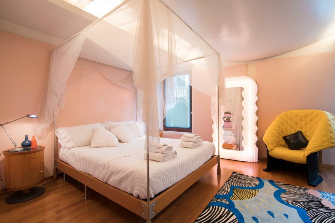 Casa Flavia Ai Morosini - Luxury With Canal View Holiday home *