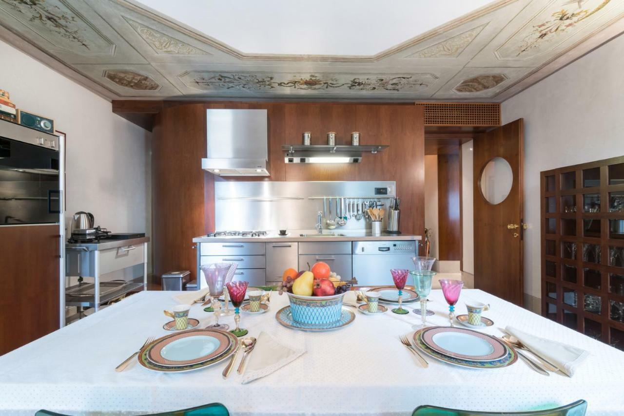 Holiday home Casa Flavia Ai Morosini - Luxury With Canal View