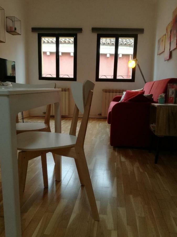 Ca' Sull' Acqua Holiday home *