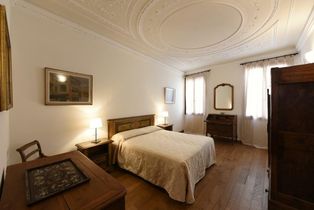 Le Due Corone Bed & Breakfast 2*