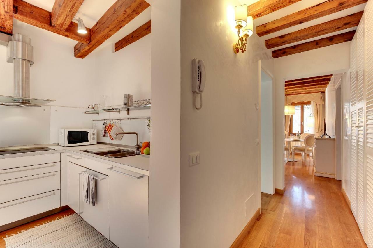Nikki House * Venice