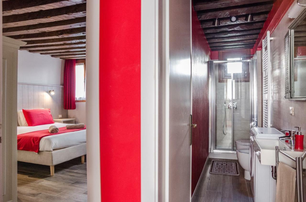 Rosso Apartamento *