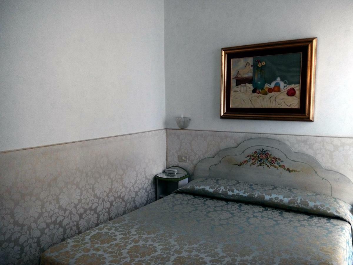 Hotel San Salvador Basic & Local 2 Stars Hotel