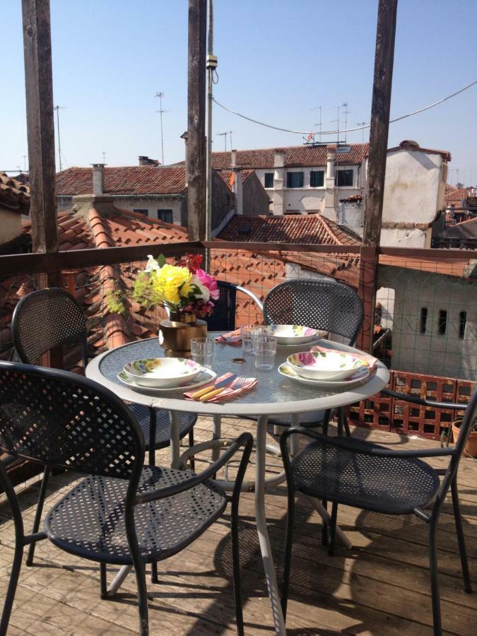 Apartment Tintoretto 1 Con Terrazza Sopra Il Tetto, 3 Bagni, 3 Grandi Da Letto, Super Nuovo Venice