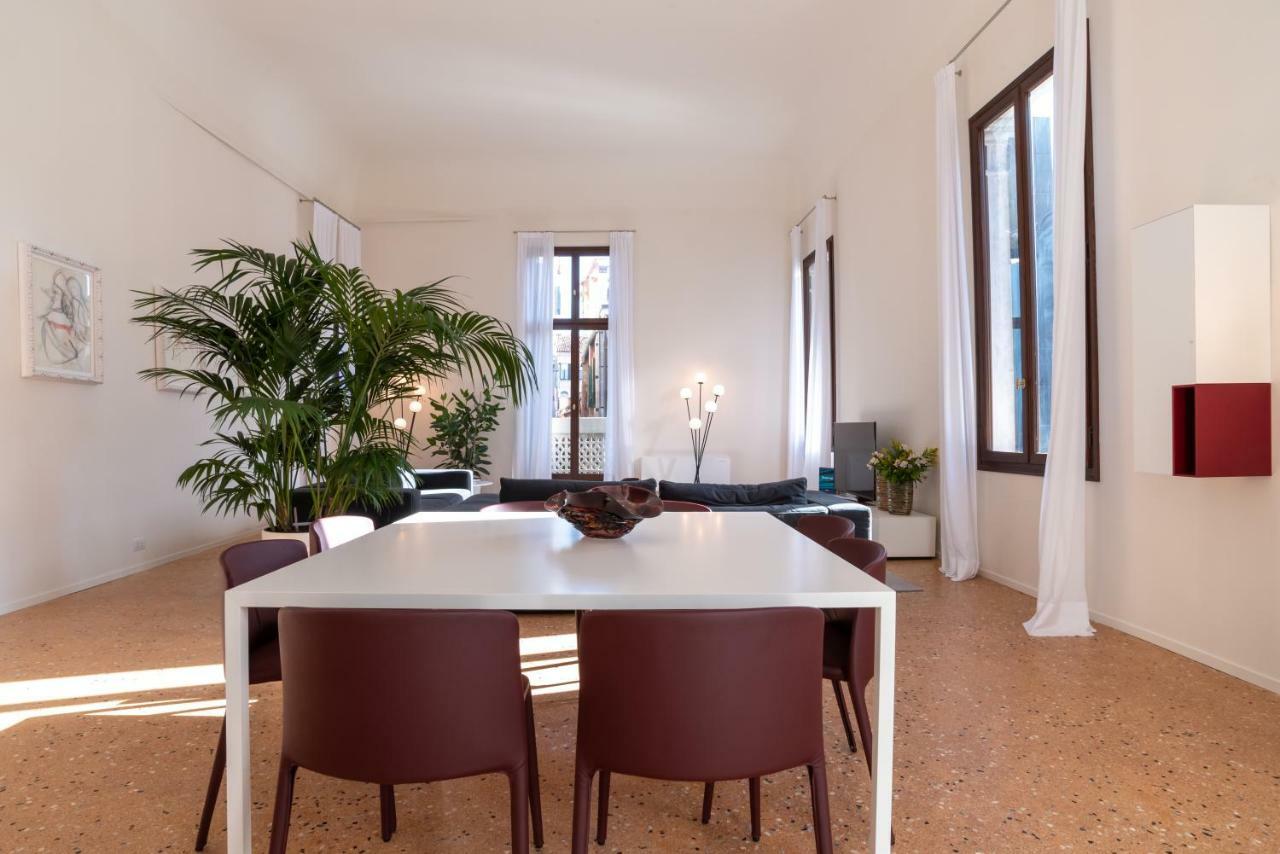 Apartment Palazzo Vendramin Costa Venice