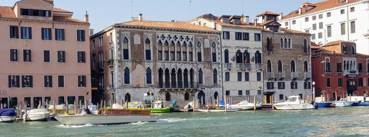 Apartment Palazzo Morosini Brandolin Dimora Romantica Venice