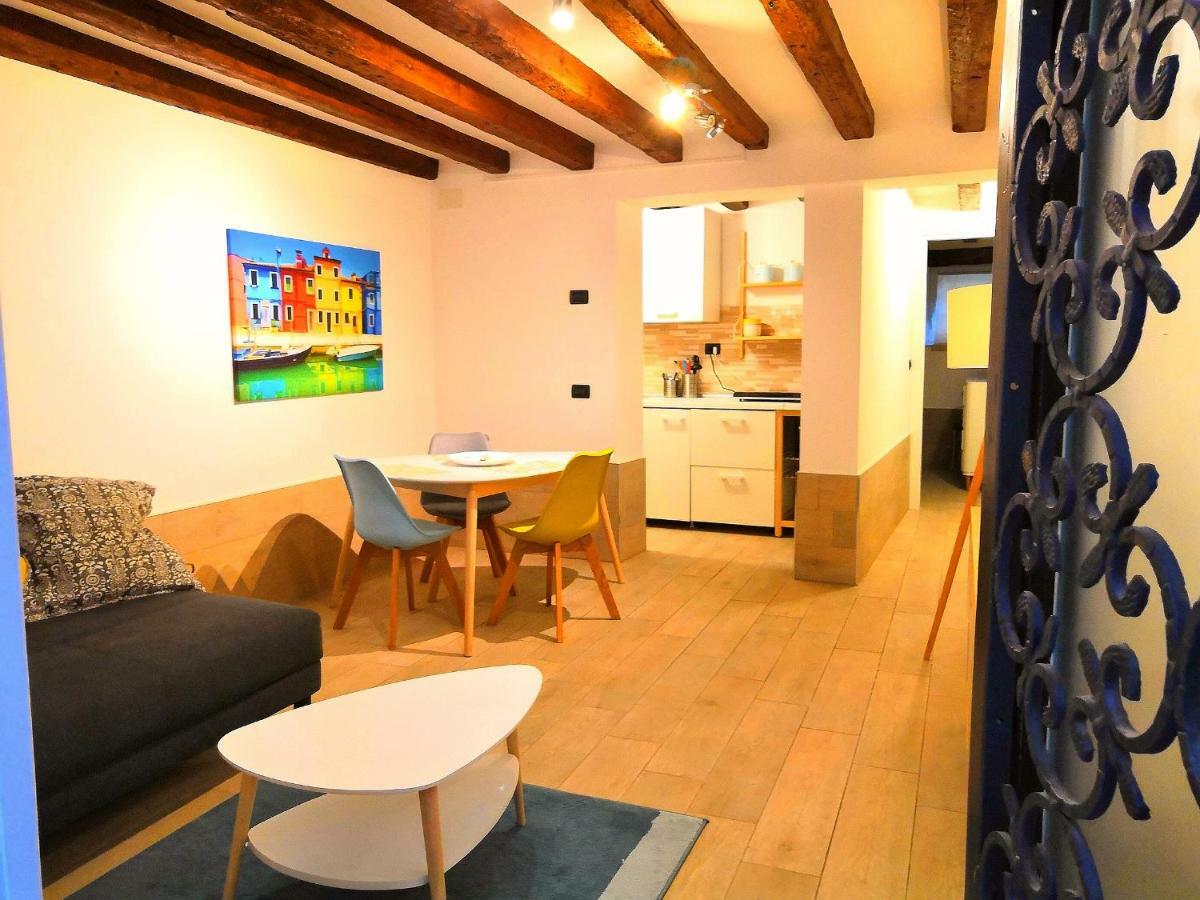 Alcova Apartamento *